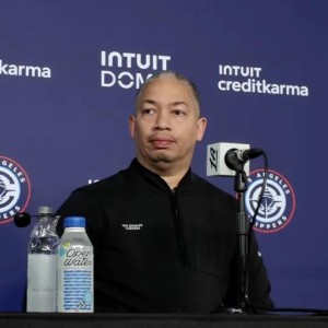 胜勇士采访！泰伦卢谈2将发挥+备战附加赛，加兰回应对位库里！